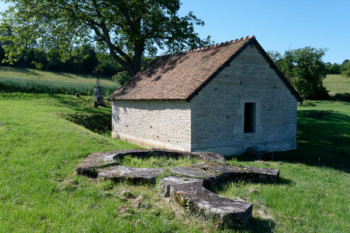 Épagny - Fontaine Saint-Bénigne