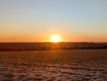 Lever de soleil, Épagny